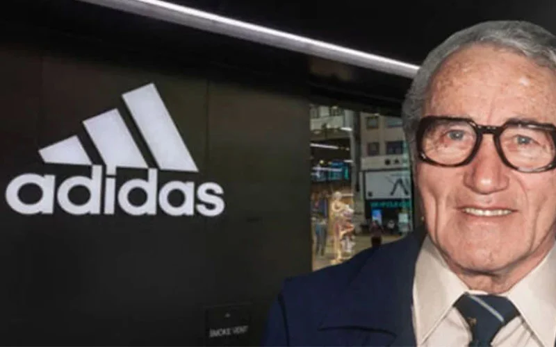 تاریخچه لوگو ادیداس